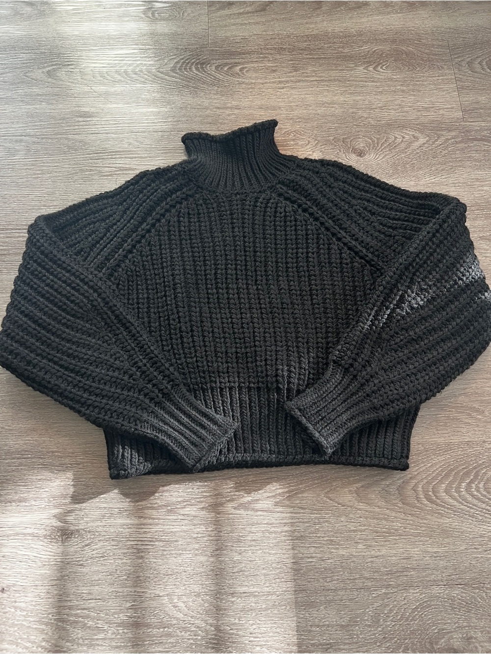H& Women’s Black Turtleneck Chunky Rib Knit Sweater